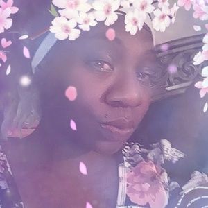 Meet your Posher, Brittney